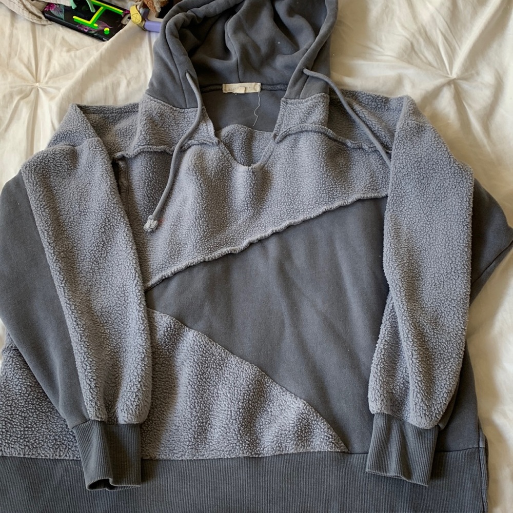Gilded intent sweatshirt size small
